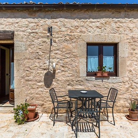 La Muraglia Residenza Turistica Rurale Санта-Кроче- Камерина Экстерьер фото
