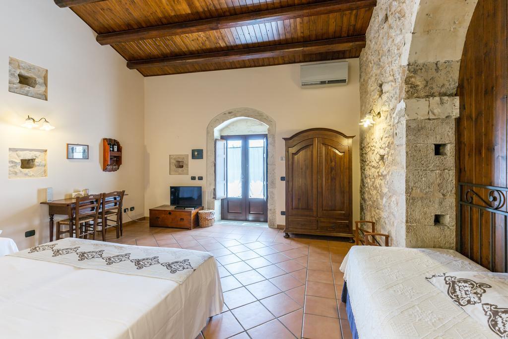 La Muraglia Residenza Turistica Rurale Санта-Кроче- Камерина Экстерьер фото