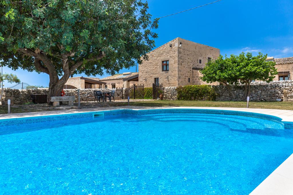 La Muraglia Residenza Turistica Rurale Санта-Кроче- Камерина Экстерьер фото