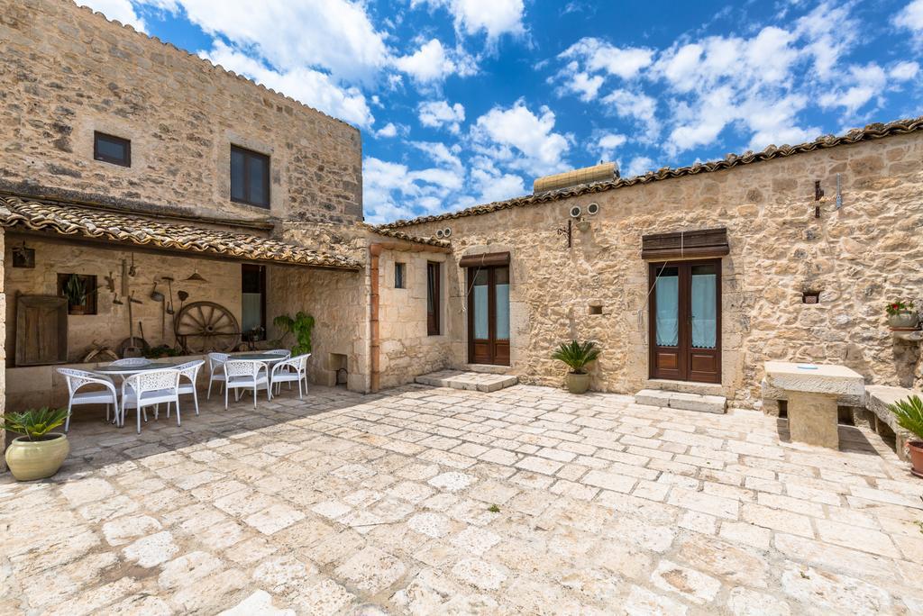 La Muraglia Residenza Turistica Rurale Санта-Кроче- Камерина Экстерьер фото