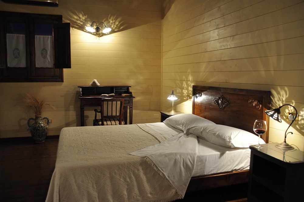 La Muraglia Residenza Turistica Rurale Санта-Кроче- Камерина Экстерьер фото